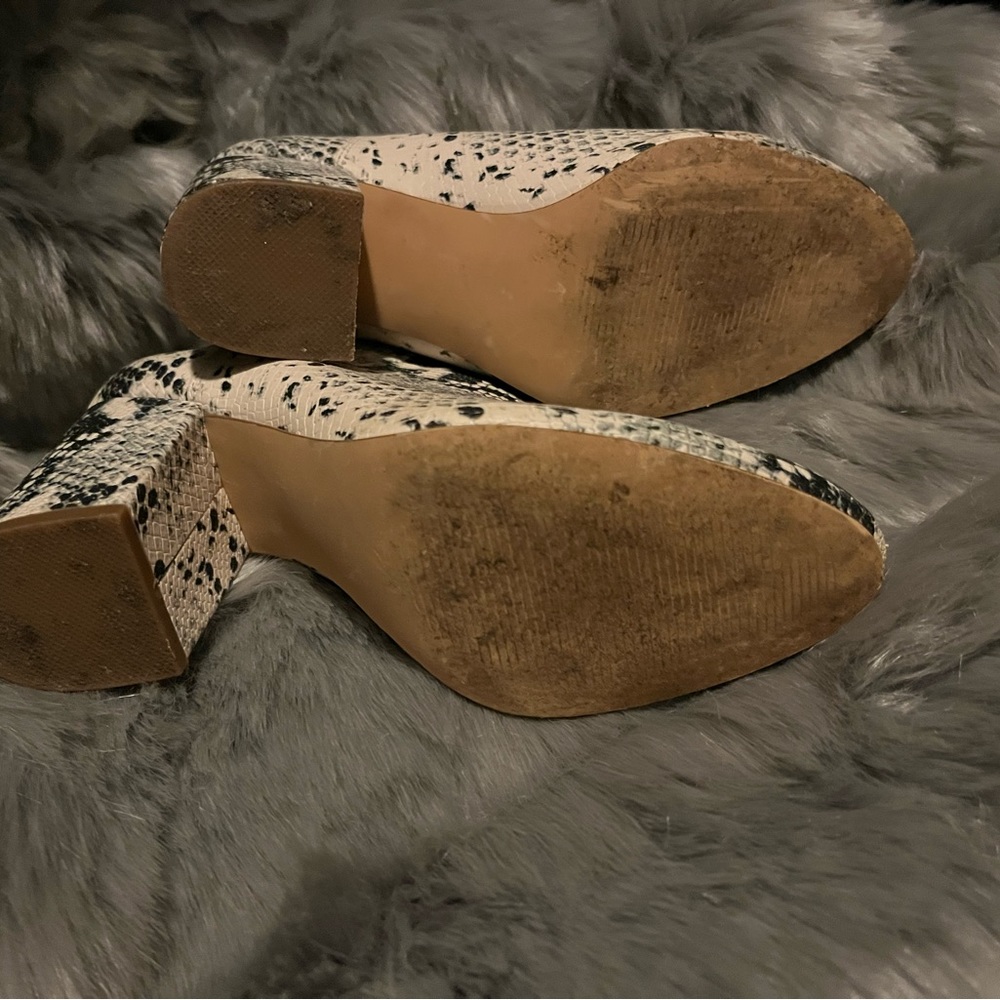 Madden Girl snake boots size 6